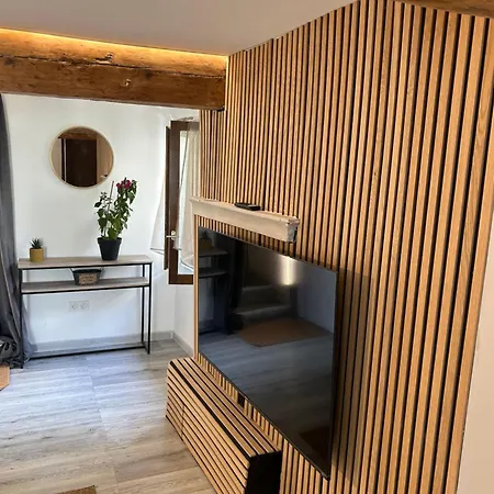 Appartement Centre Avec Jacuzzi Sisteron